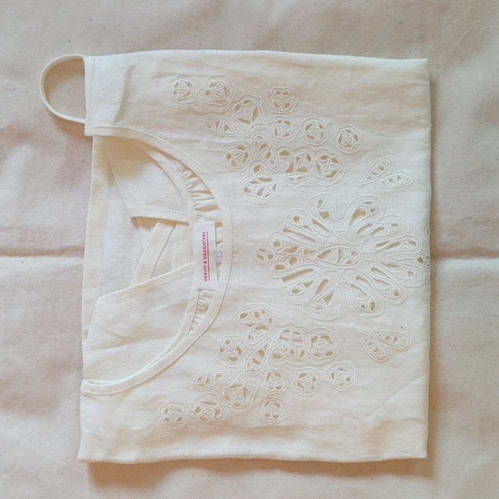 NWOT Verity & Daughters Zephyr Linen Top
